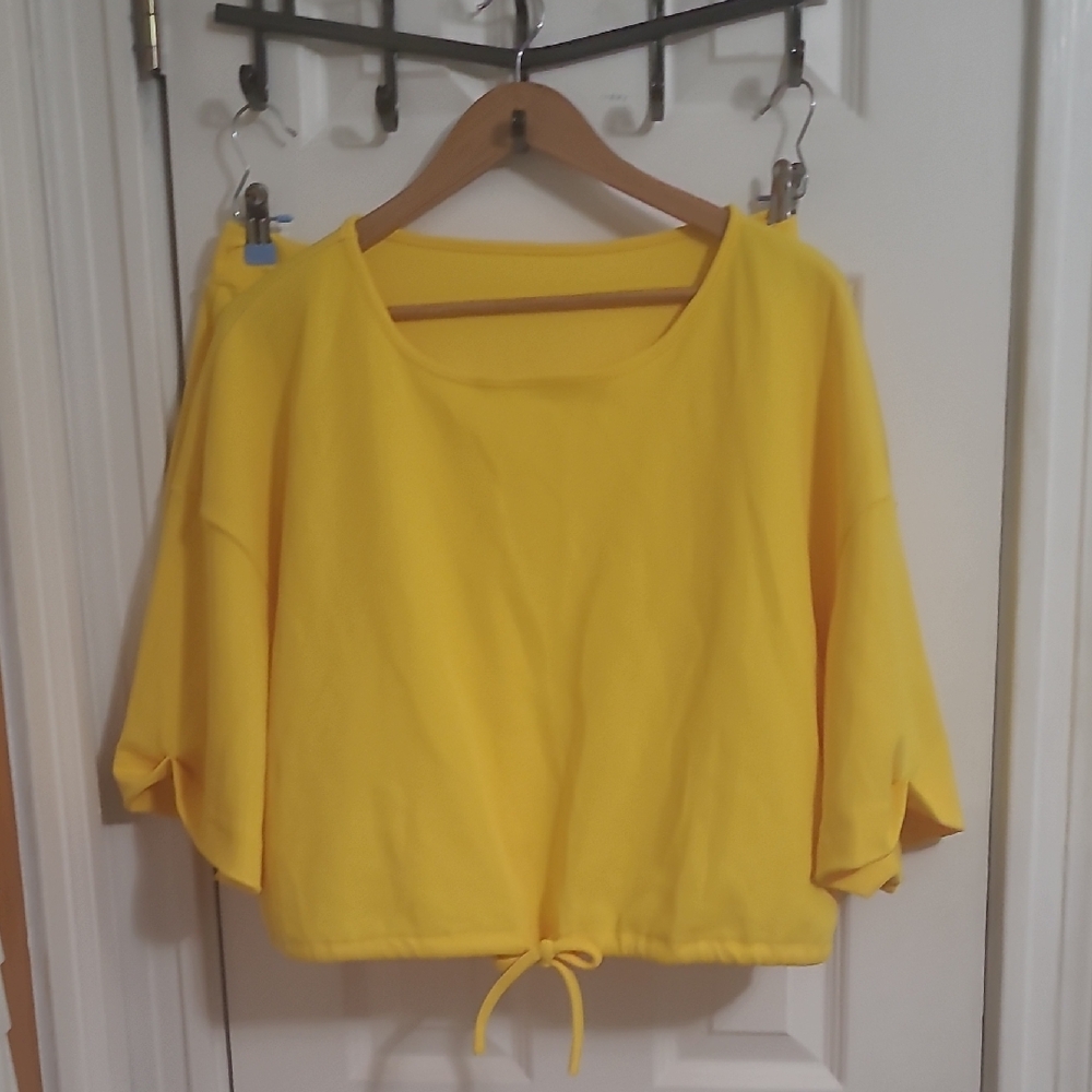SHEIN Sunny Yellow Short Set W/ Drawstring Top